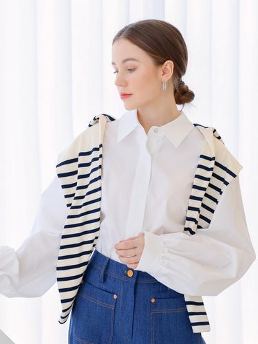 A voluminous cropped shirt - KELLY DONAHUE - Modalova