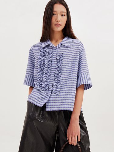 Frill Point Checkered Short-sleeved Blouse - LUCKY CHOUETTE - Modalova