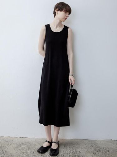 TG_Simple u-neck sleeveless dress_BLACK - tageechita - Modalova