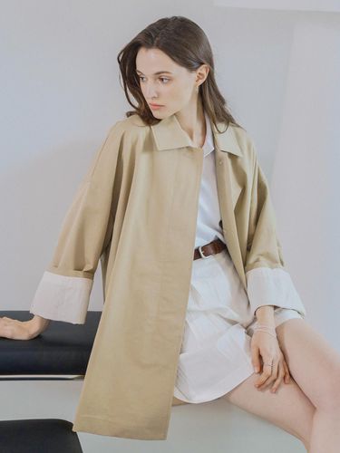 Hidden Half Trench Coat - KELLY DONAHUE - Modalova