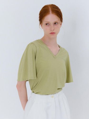 SUMMER V-NECK SHIRRING T-SHIRT - camino - Modalova