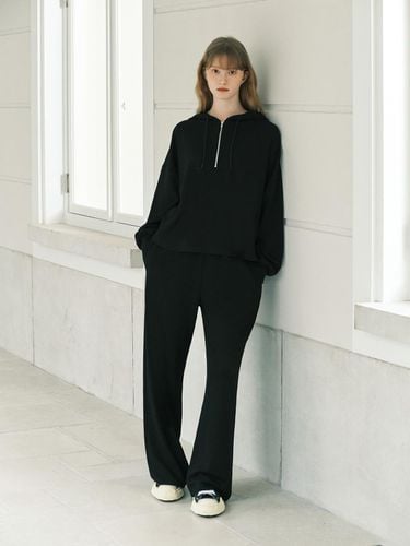 Relaxed knit pants_black - BASIKA - Modalova