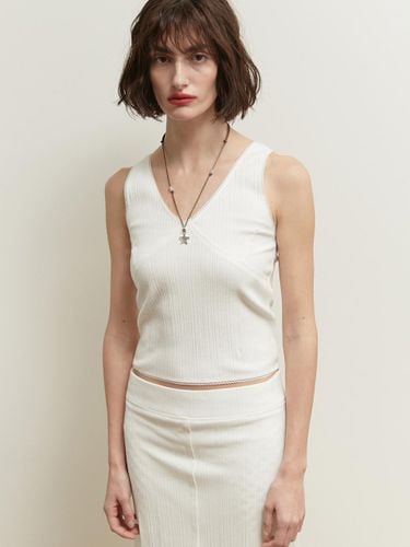 LACE PANNEL SLEEVELESS TOP [WHITE] - SALTY PEBBLE - Modalova