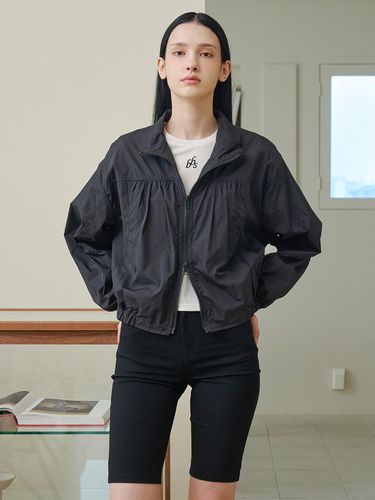 Shirring Windbreaker Black [T43] - bibyseob - Modalova