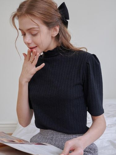 Half-neck frill turtleneck black [T41] - bibyseob - Modalova