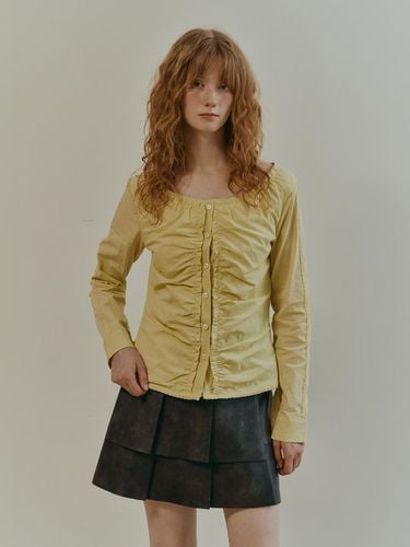 LACE FRILL BLOUSE_YELLOW - AMIDI - Modalova