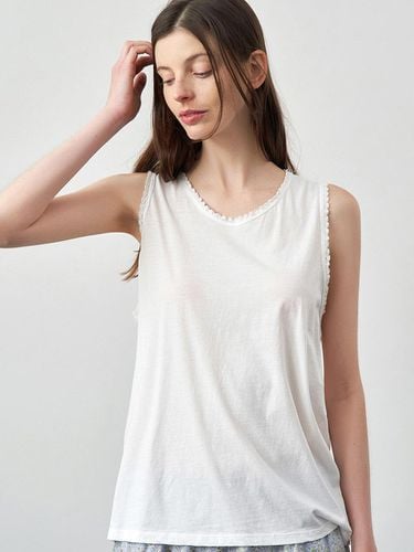 Merrien Pure Cotton Lace Sleeveless T-shirt - Whit - KOZNOK - Modalova