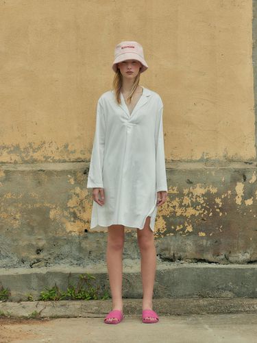 White solid dress - SLEEPYGOM - Modalova