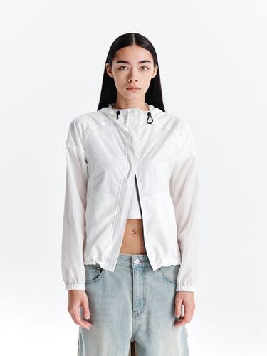 LIGHT HOODY WINDBREAKER FOR WOMEN IN - Matin Kim - Modalova