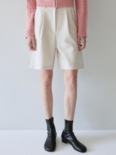 BASIC SHORTS_LIGHT BEIGE - YAN13 - Modalova