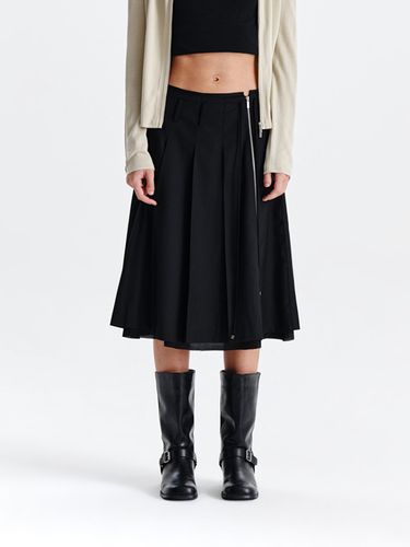 STRING POINT LAYERED PLEATS SKIRT IN - Matin Kim - Modalova