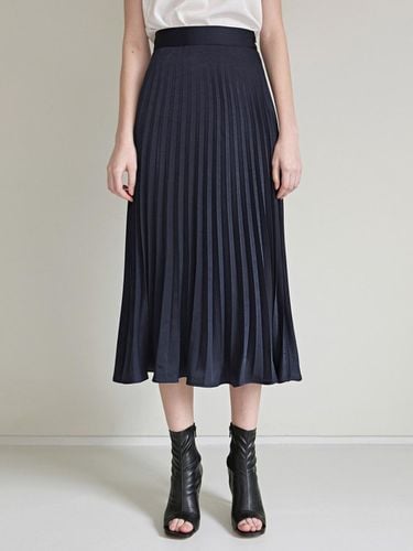 GLOSSY ACCORDION SKIRT_NAVY - YAN13 - Modalova