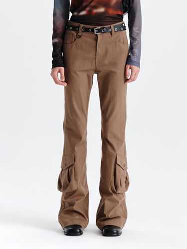 BOOTS CUT CARGO PANTS IN - Matin Kim - Modalova