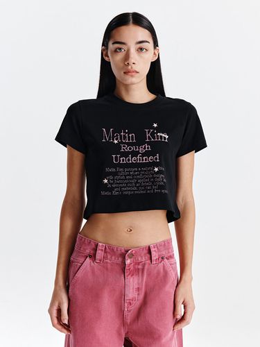 DAZZLE LETTERING CROP TOP IN BLACK - Matin Kim - Modalova