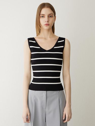 Stripe V-neck Knitwear Top_ASKPON21620 - SISTINA - Modalova