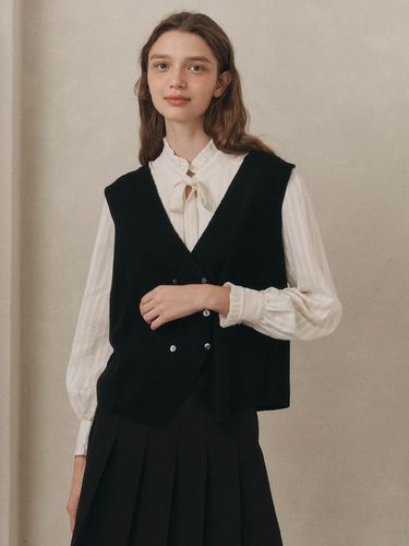 Stand-neck ribbon blouse_WHITE - We’Dee - Modalova