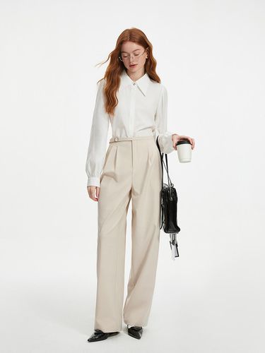 Single buckle two-tuck pants_2 colors - We’Dee - Modalova