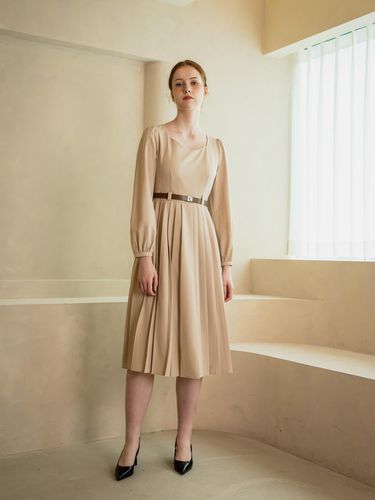 Pleated basic midi line dress - We’Dee - Modalova