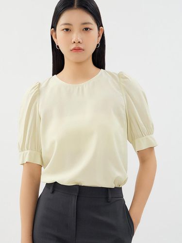 Shirring Round Neck Blouse_AWWBLO21510 - SISTINA - Modalova