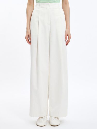 Cotton One Tuck Wide Pants_AWWSLO21090 - SISTINA - Modalova