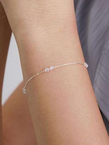 Crystal Berry Link Chain Bracelet BR2 - TATIANA - Modalova