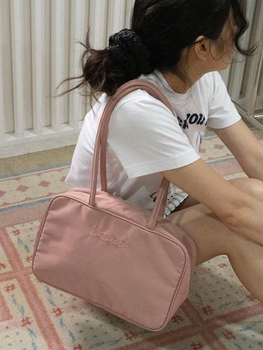 Nylon square bag_pink - iroco - Modalova