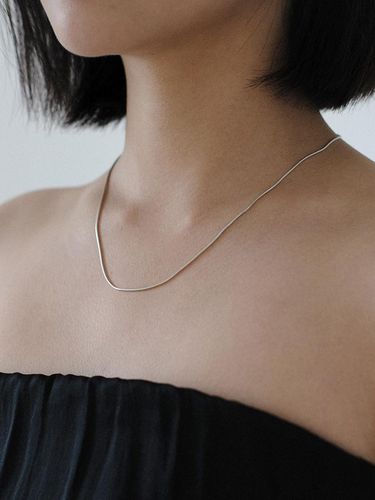 Slim Line Necklace - Another Layer - Modalova