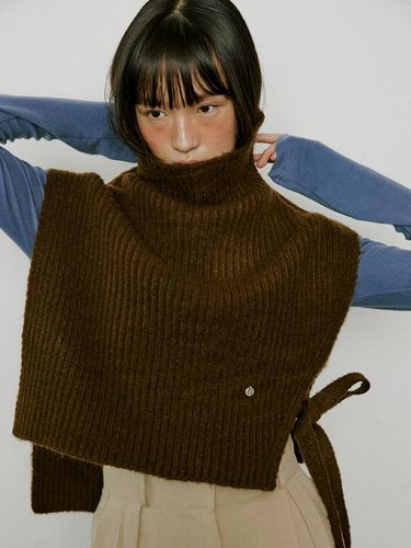 Cape strap Warmer Knit (brown) - Lucirzu - Modalova