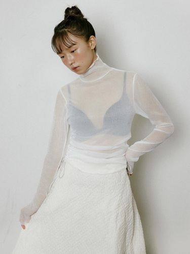 Glitter String Turtleneck Sleeve (white) - Lucirzu - Modalova