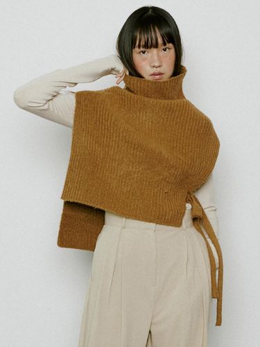 Cape strap Warmer Knit (beige) - Lucirzu - Modalova