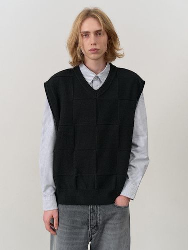 UNISEX DIVIDE V-NECK KNIT VEST BLACK - Dunst for MEN - Modalova