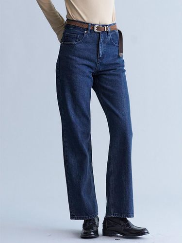 Back Panelled Straight Denim Pants (KE4821M53 - kuho plus - Modalova