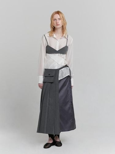 POCKET PLEATS WRAP SKIRT [GREY] - LOW TIDE - Modalova