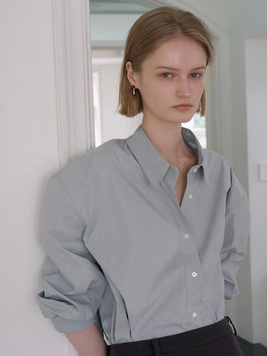 SOLID OVERSIZED SHIRTS_PALE BLUE - ovbeige - Modalova