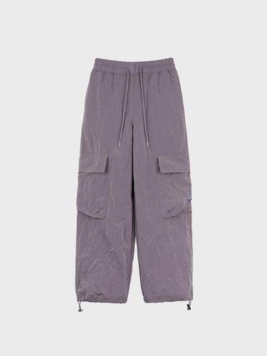 WRINKLE NYLON CARGO PANTS_PURPLE - LIEU STUDIOS - Modalova