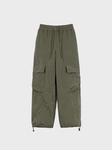 WRINKLE NYLON CARGO PANTS_KHAKI - LIEU STUDIOS - Modalova