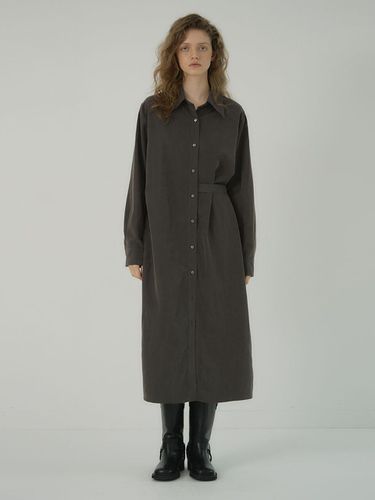 Belt Maxi Shirt Dress_charcoal - MORCEAU PAR MORCEAU - Modalova