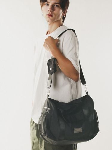 Athleisure travel bag _ black - Masmarulez - Modalova