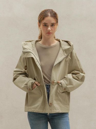 HOOD HALF TRENCH COAT (LIGHT BEIGE) - NONANDNON - Modalova