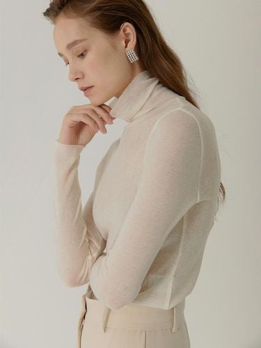 ERICA Sheer Wool Turtle Neck_Light Beige - MANNON - Modalova