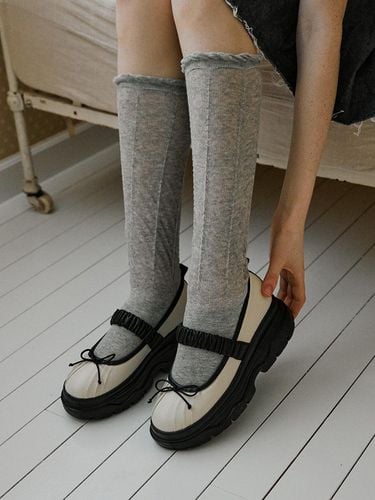 Ribbon Shirring Mary Jane Platform Sneakers_3 Colo - the JOHI - Modalova