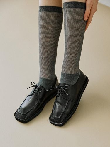 Laced-up Square Loafers_2 Colors - the JOHI - Modalova