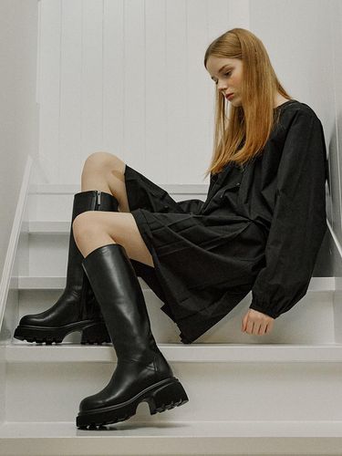 Platform Long Boots - the JOHI - Modalova