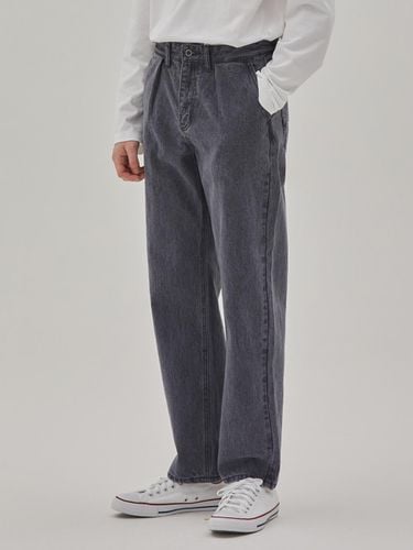 DENIM ONE TUCK GRAY PANTS - RYUL + WAI: - Modalova