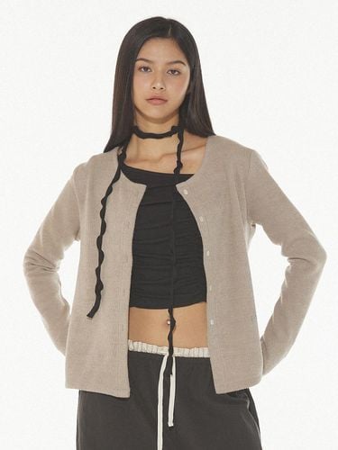 NORA CLASSIC U-NECK CARDIGAN - DEARSTALKER - Modalova