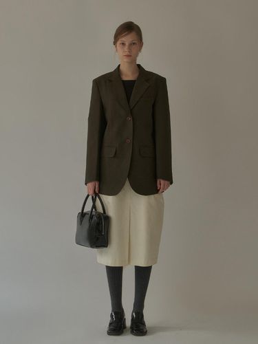 Matt Two Button Jacket_(Khaki) - REBOLD - Modalova