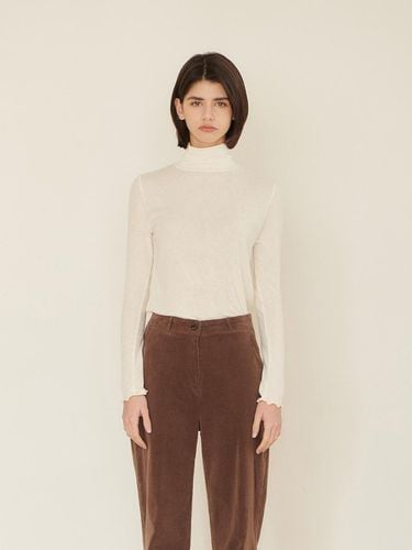 Chloe TurtleneckT-Shirt - PANDORAFIT - Modalova