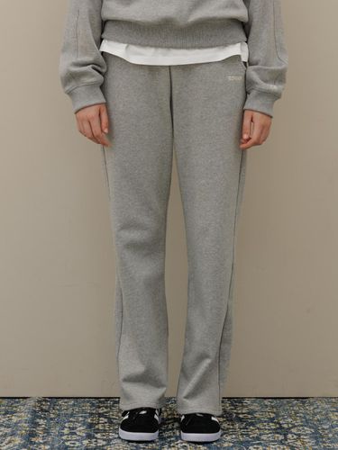 Basic straight sweat pants_Gray - Charles de Rohan - Modalova