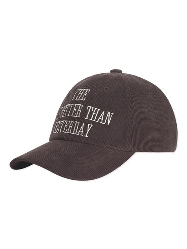 Corduroy Ball Cap Brown - PANDORAFIT - Modalova