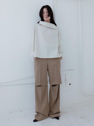 Cut-out Slacks_Brown - RRACE - Modalova